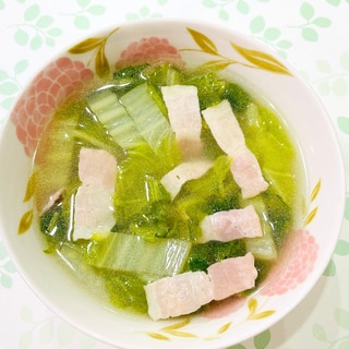 白菜とベーコンの生姜スープ